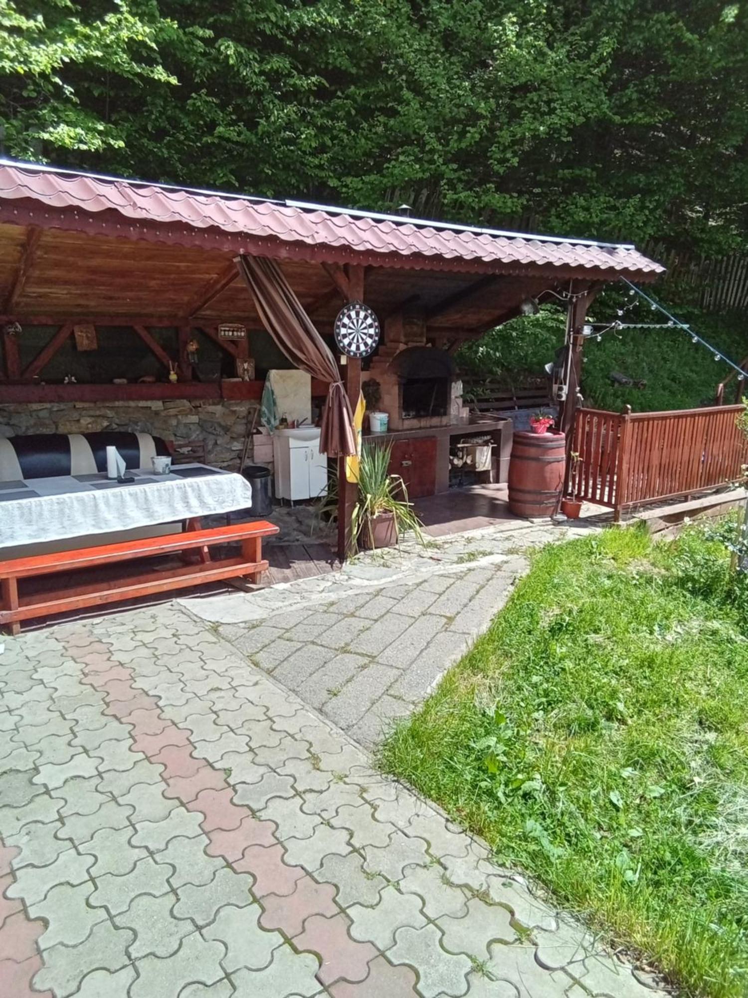 Casa Ozon Hotel Vulcan  Екстериор снимка